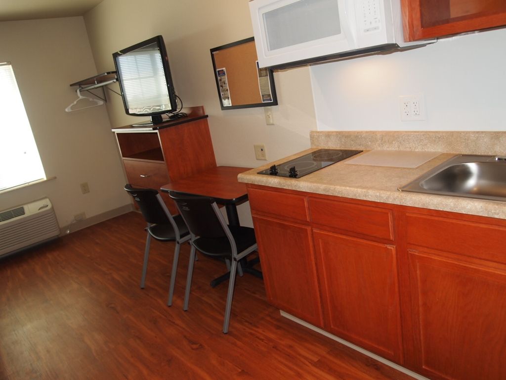 Woodspring Suites Odessa Habitación foto