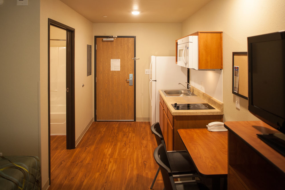Woodspring Suites Odessa Exterior foto